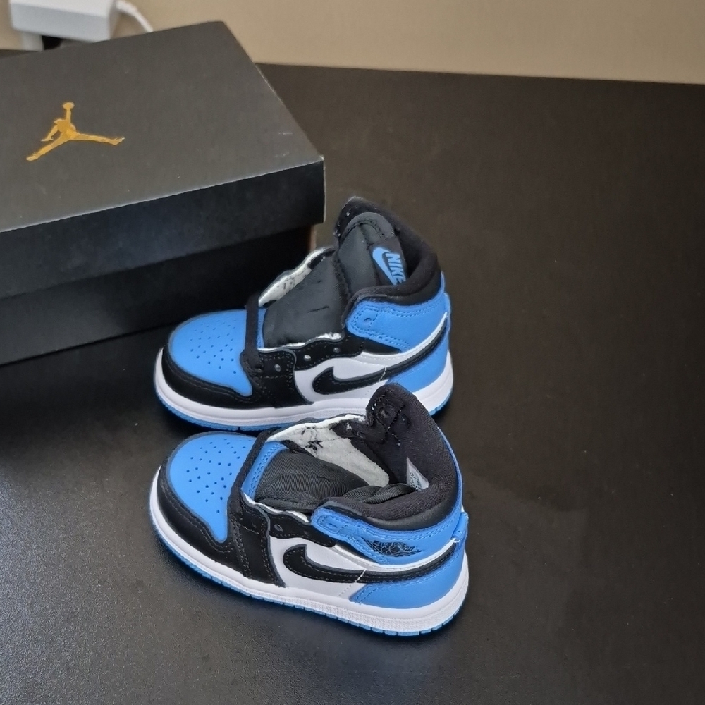 Jordan Kids' Black and Blue Sneakers